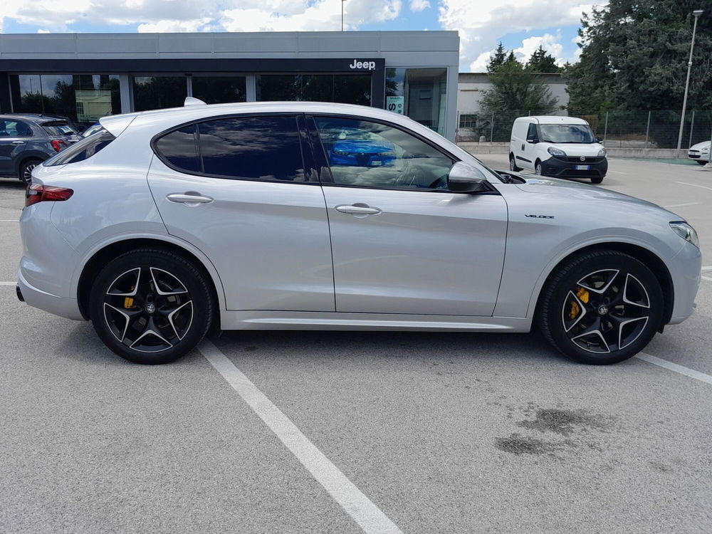 Alfa Romeo Stelvio usata a Ancona (4)