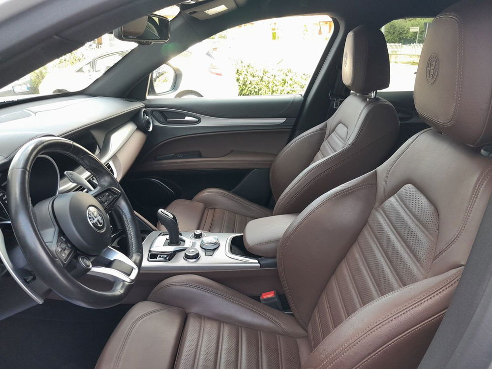 Alfa Romeo Stelvio usata a Ancona (9)