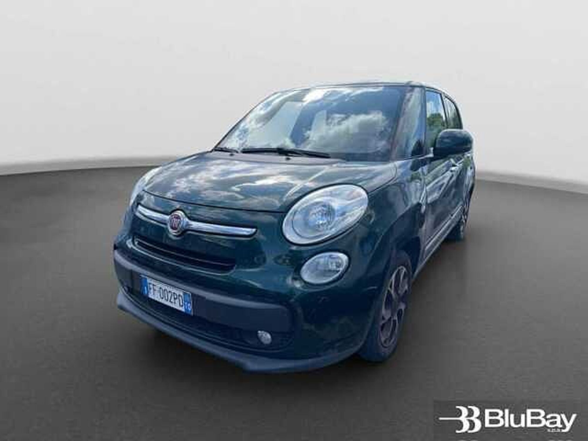 Fiat 500L Living 1.6 Multijet 120 CV Lounge  del 2016 usata a Livorno