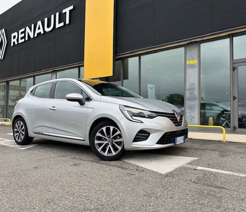 Renault Clio TCe 90 CV 5 porte Zen  del 2021 usata a Parma