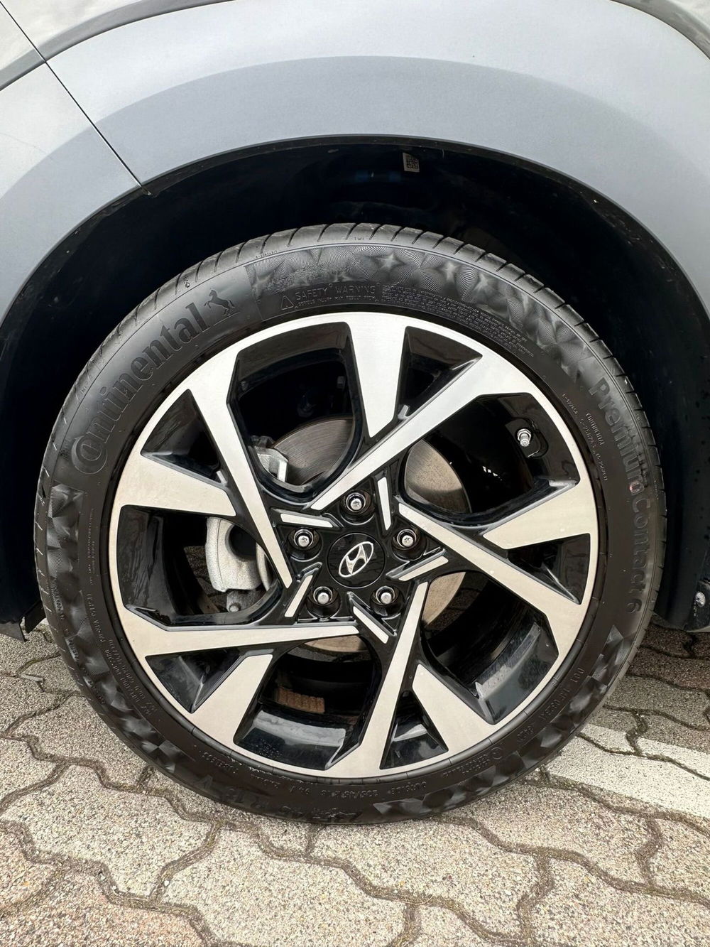 Hyundai Kona usata a Cremona (8)