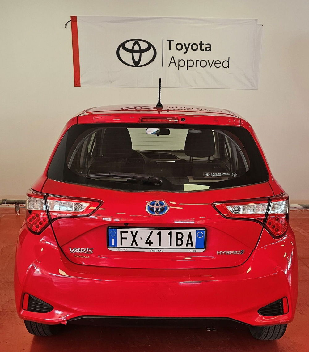 Toyota Yaris 1.5 Hybrid 5 porte Active  del 2019 usata a Messina (4)