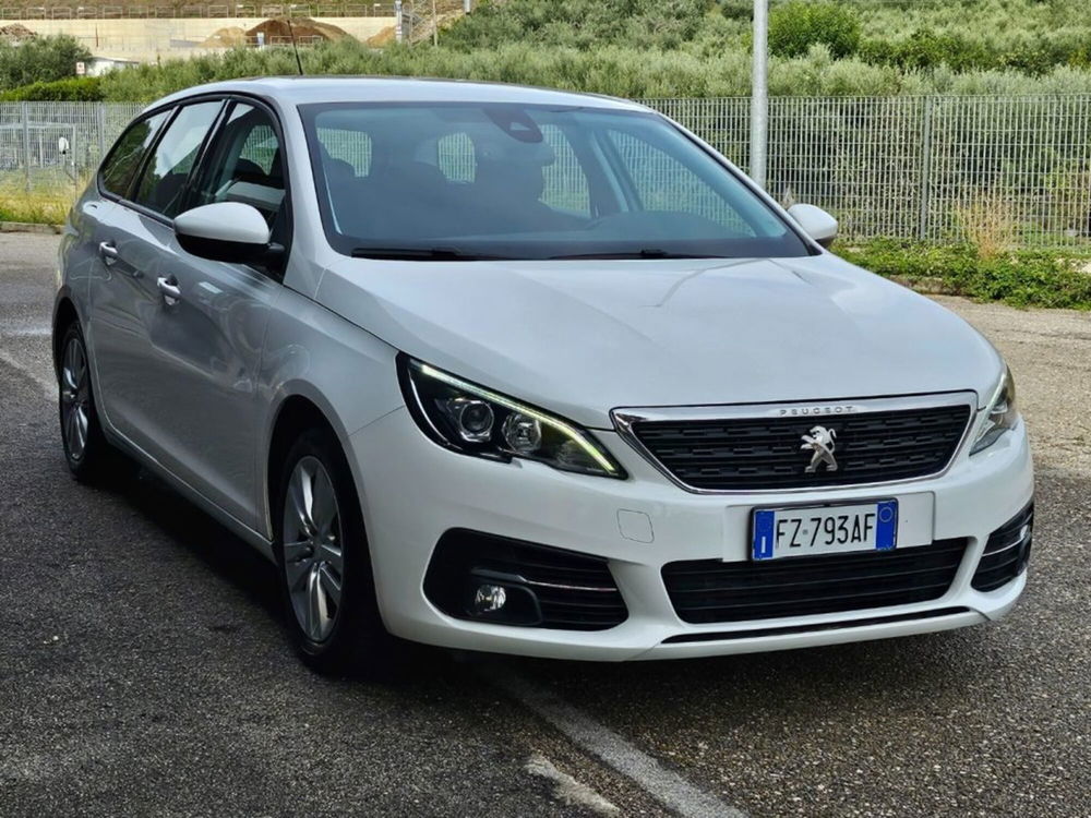 Peugeot 308 SW usata a Foggia (6)