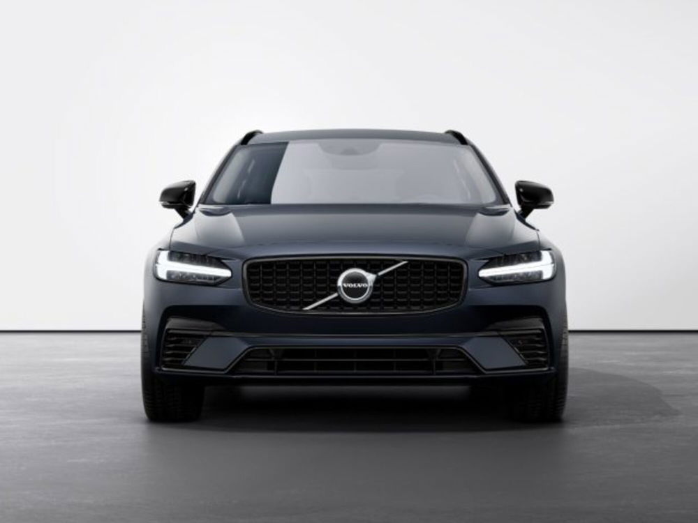 Volvo V90 nuova a Modena (5)