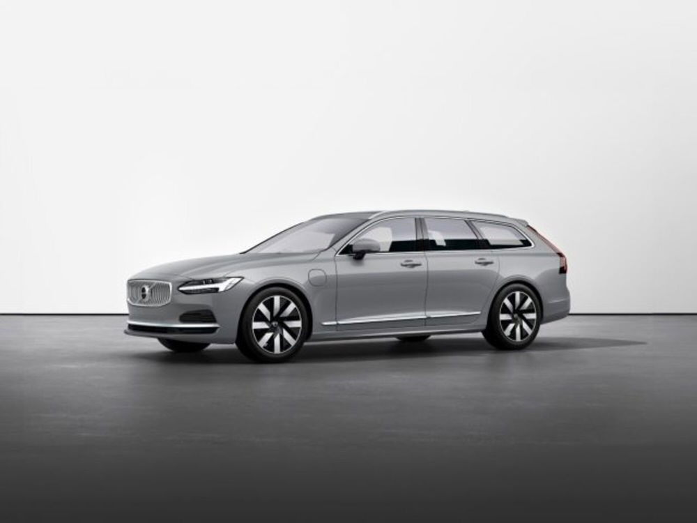 Volvo V90 nuova a Modena (2)