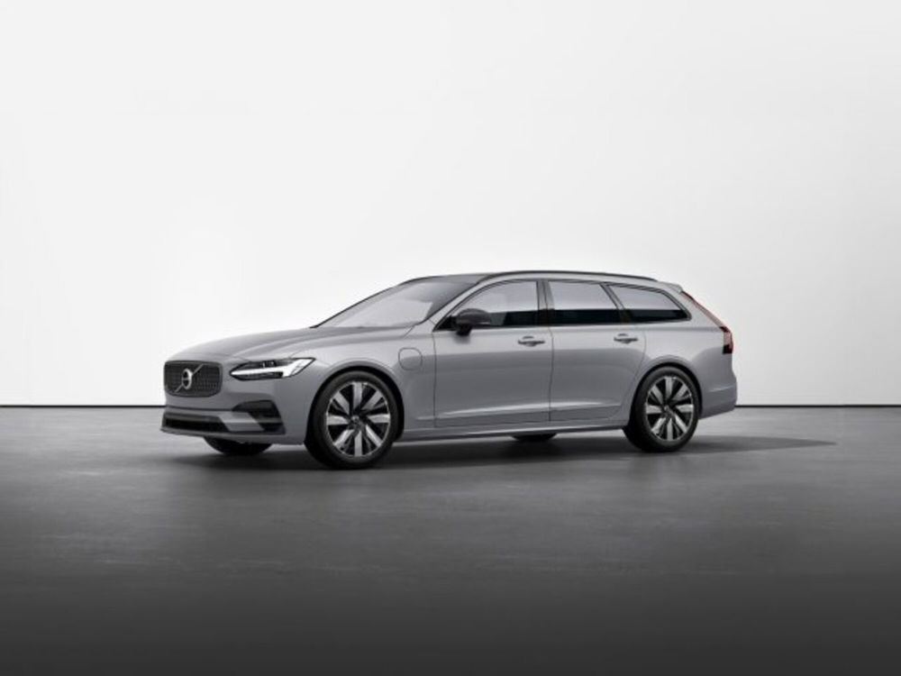 Volvo V90 nuova a Modena (2)