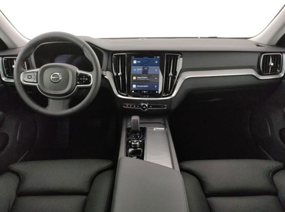 Volvo V60 nuova a Modena (11)