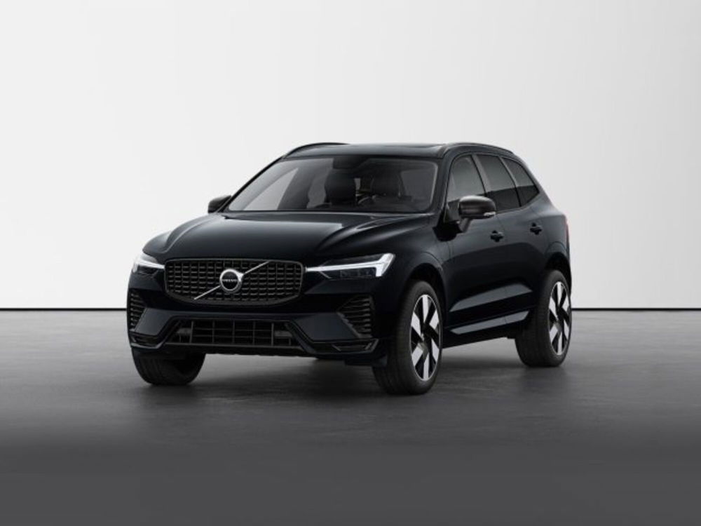 Volvo XC60 nuova a Modena (2)