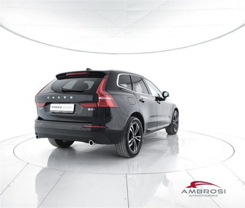 Volvo XC60 B4 (d) AWD Geartronic Business Plus del 2020 usata a Corciano (3)
