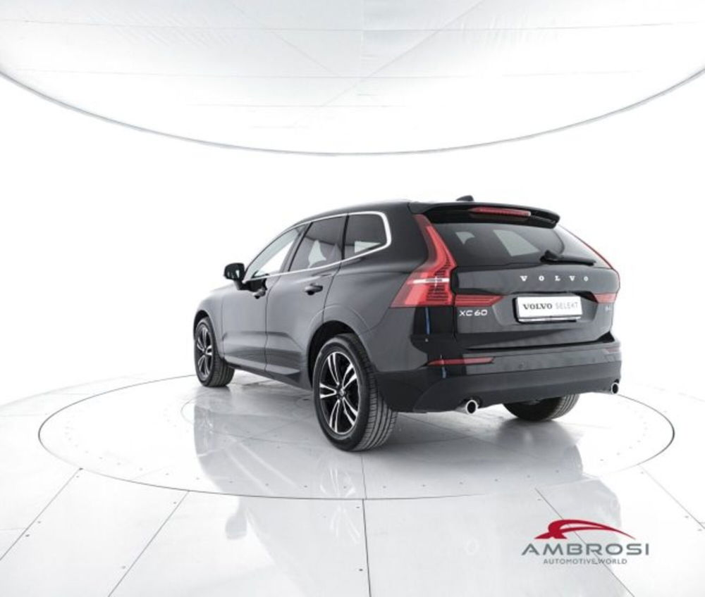 Volvo XC60 B4 (d) AWD Geartronic Business Plus del 2020 usata a Corciano (4)