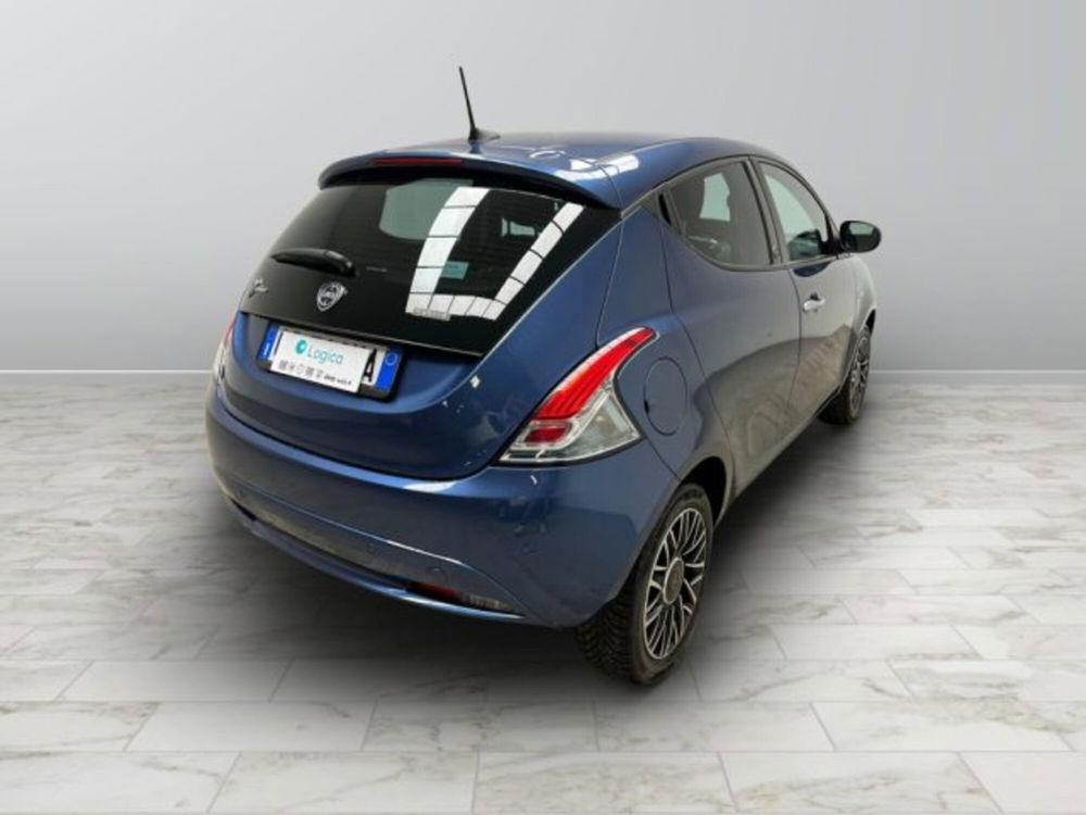 Lancia Ypsilon usata a Biella (9)