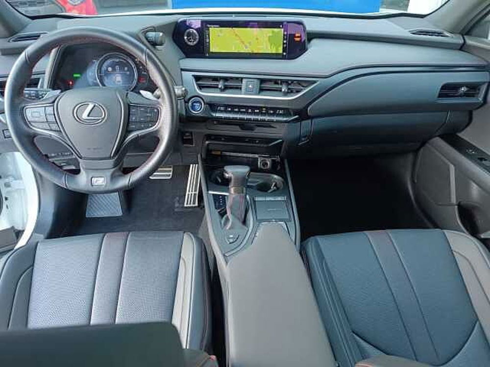 Lexus UX usata a Vicenza (5)