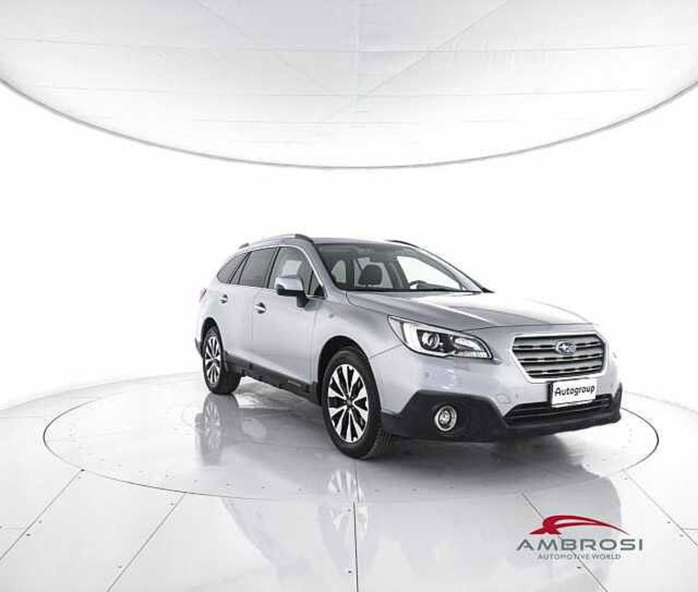 Subaru Outback 2.0d Lineartronic Unlimited del 2016 usata a Corciano (2)