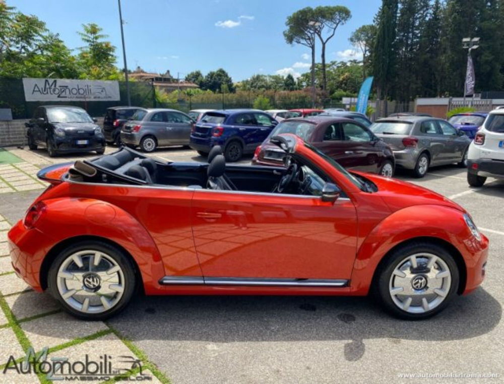 Volkswagen Maggiolino Cabrio usata a Roma (11)