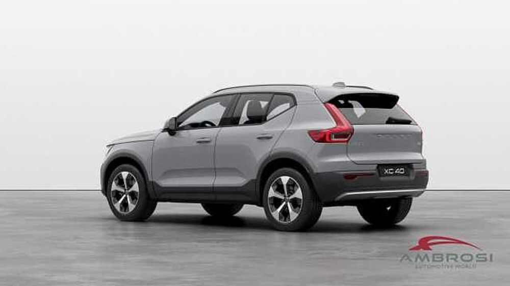 Volvo XC40 nuova a Perugia (4)