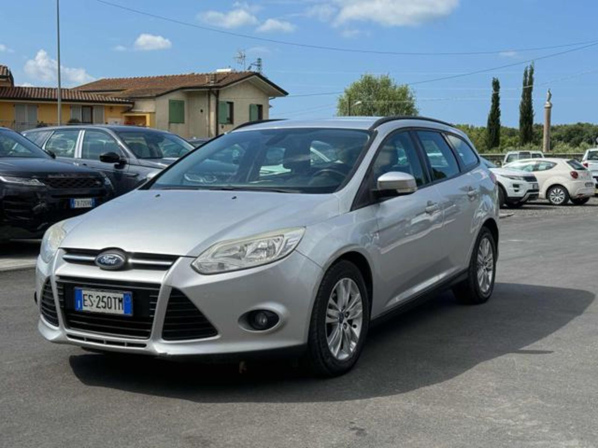 Ford Focus Station Wagon 1.6 TDCi 95 CV SW Titanium  del 2013 usata a Massarosa