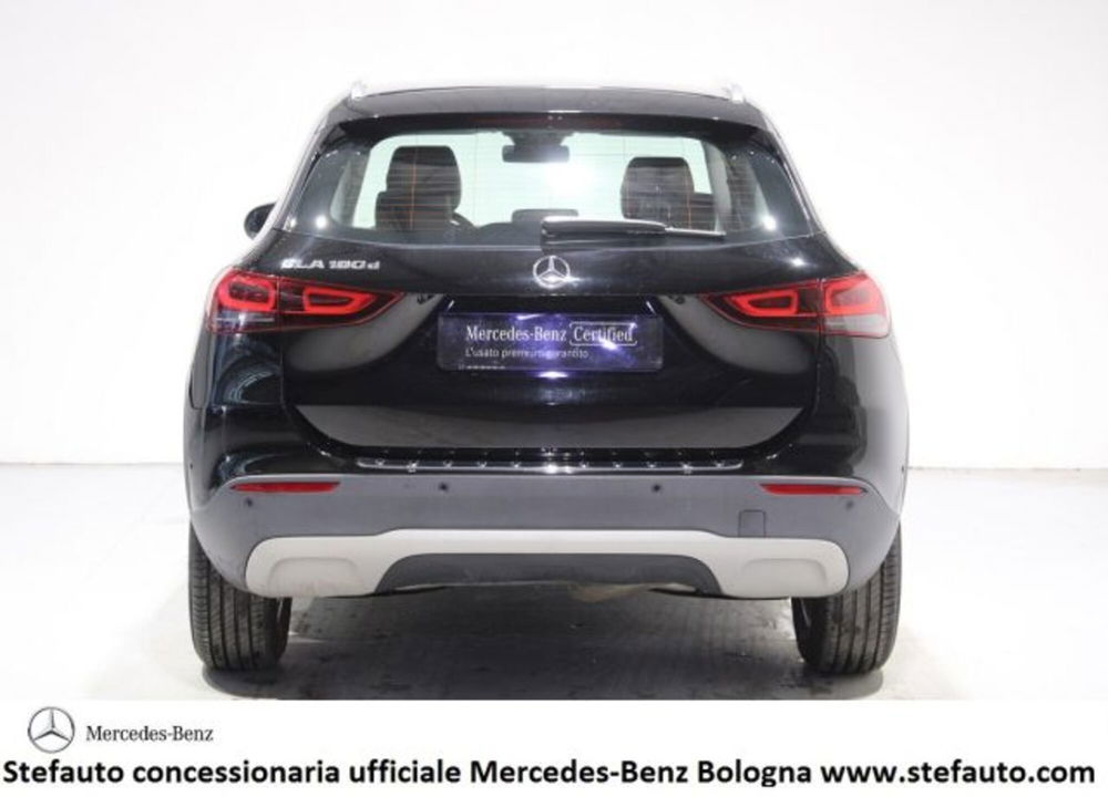 Mercedes-Benz GLA SUV 180 d Business Extra auto del 2021 usata a Castel Maggiore (4)