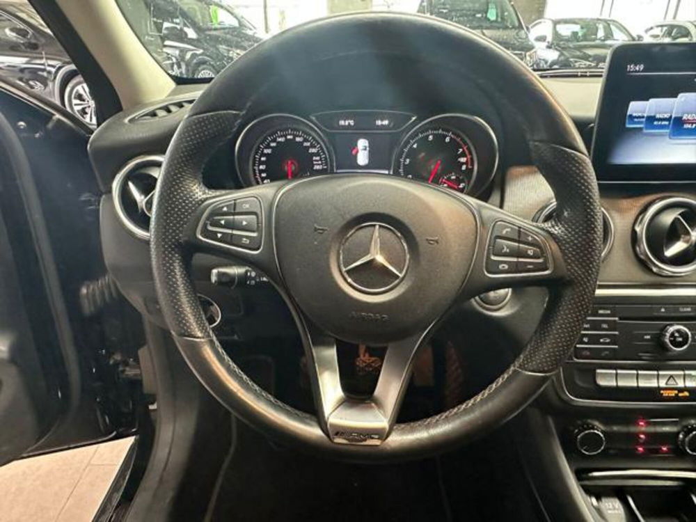 Mercedes-Benz GLA SUV usata a Milano (14)