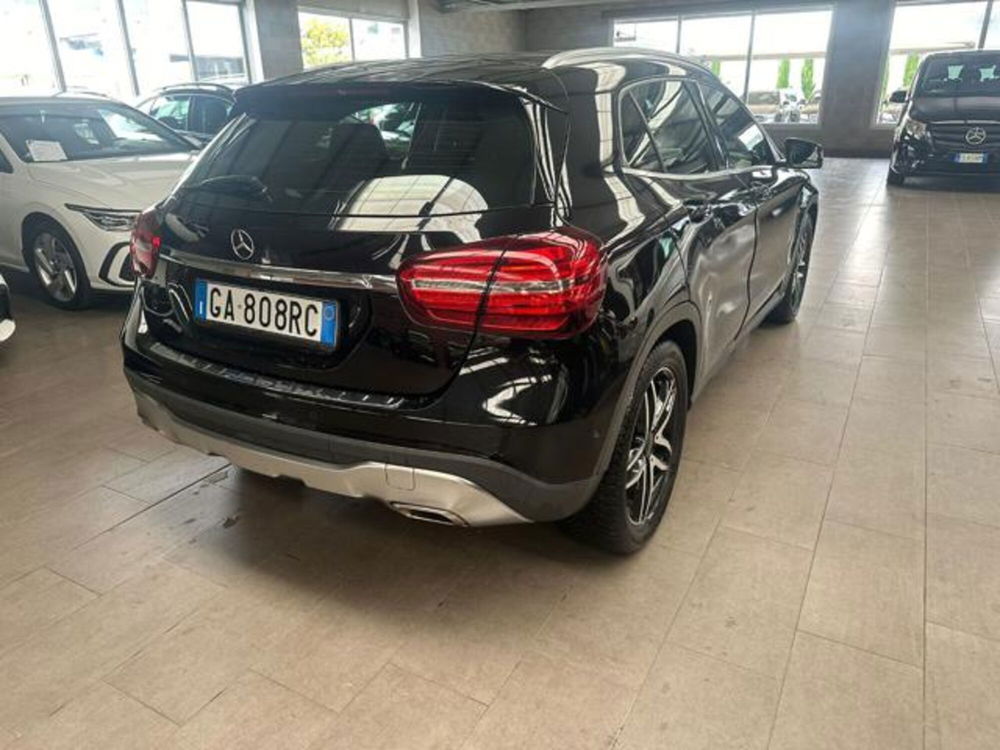 Mercedes-Benz GLA SUV usata a Milano (6)