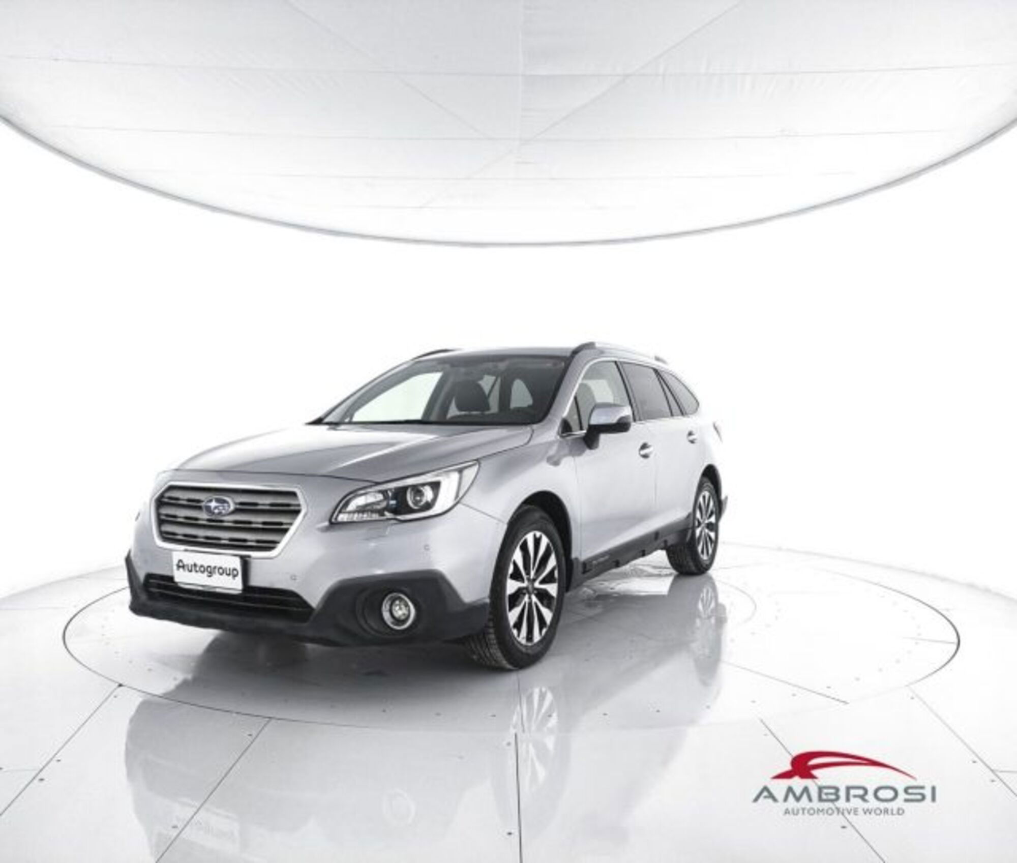 Subaru Outback 2.0d Lineartronic Unlimited del 2016 usata a Corciano