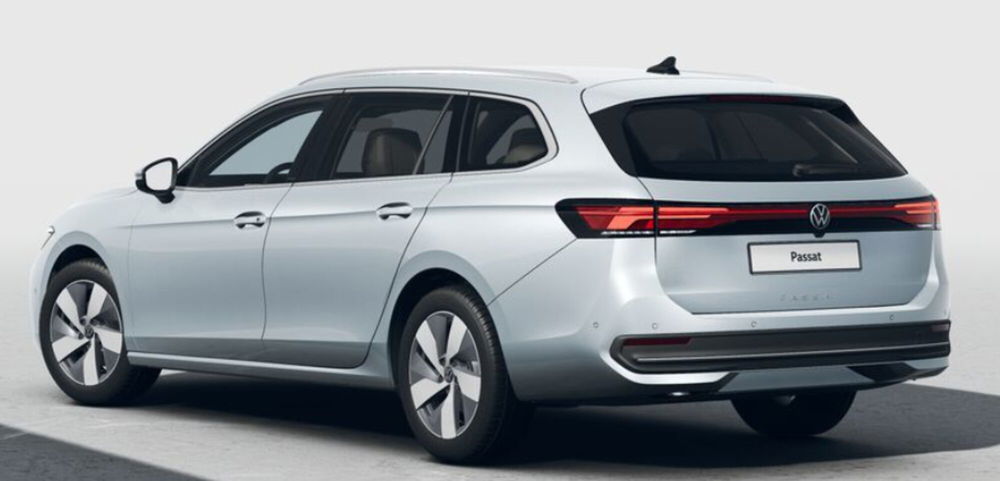 Volkswagen Passat nuova a Lecco (3)