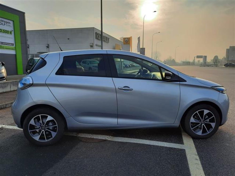 Renault Zoe nuova a Pavia (7)