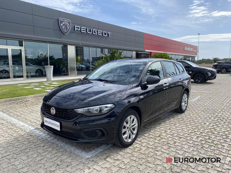 Fiat Tipo Station Wagon Tipo 1.6 Mjt S&amp;S DCT SW Lounge  del 2019 usata a Modugno