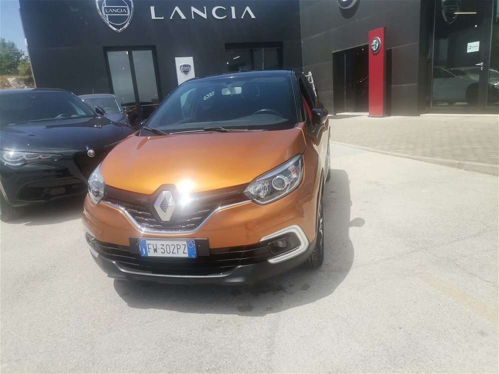 Renault Captur dCi 8V 90 CV Sport Edition2 del 2019 usata a Matera (2)