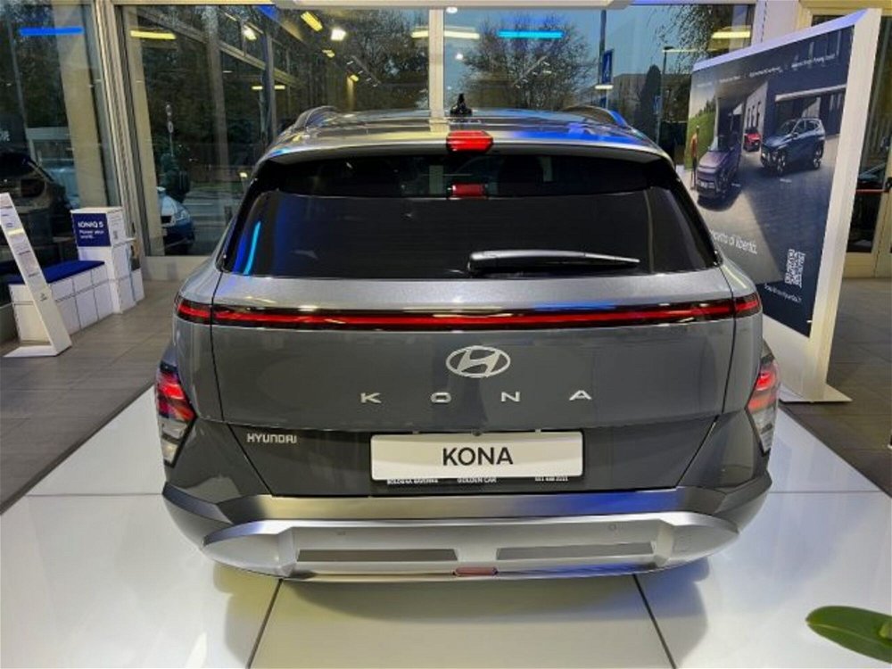 Hyundai Kona 1.0 T-GDI Hybrid 48V iMT XClass nuova a Bologna (5)