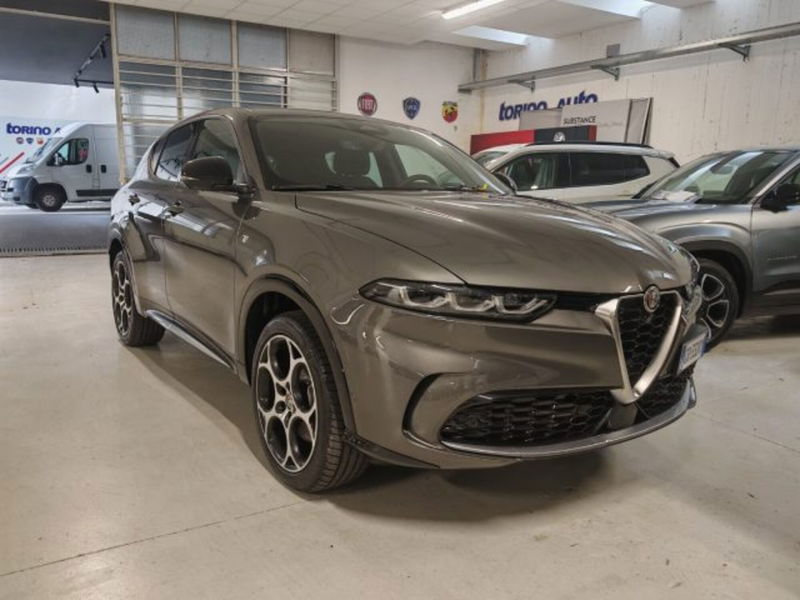 Alfa Romeo Tonale 1.3 phev Veloce Q4 280cv at6 nuova a Torino