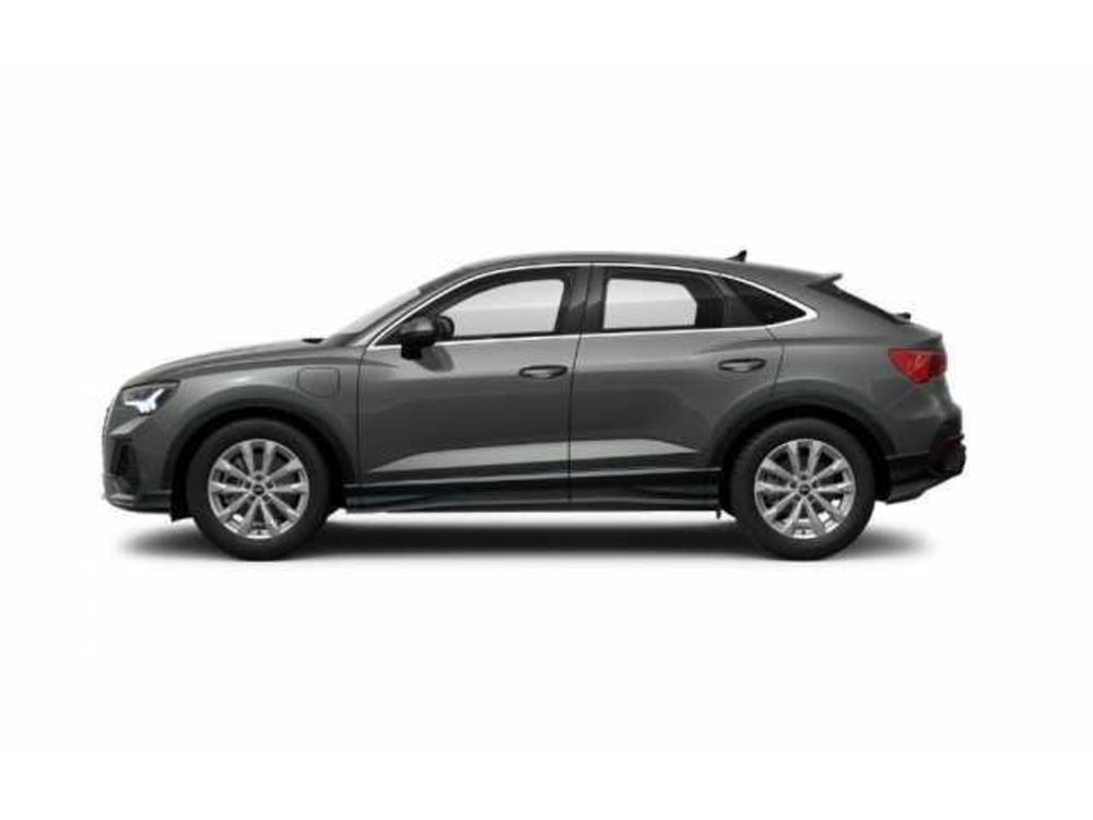 Audi Q3 Sportback nuova a Avellino (3)