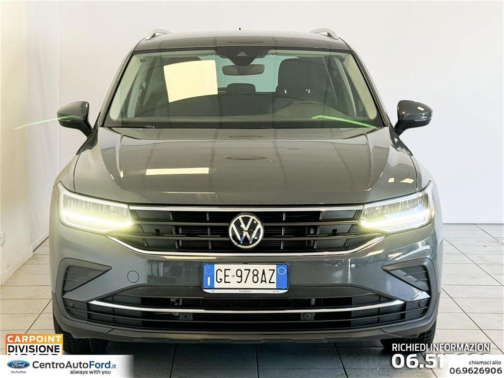 Volkswagen Tiguan 2.0 TDI SCR Life del 2021 usata a Albano Laziale (2)
