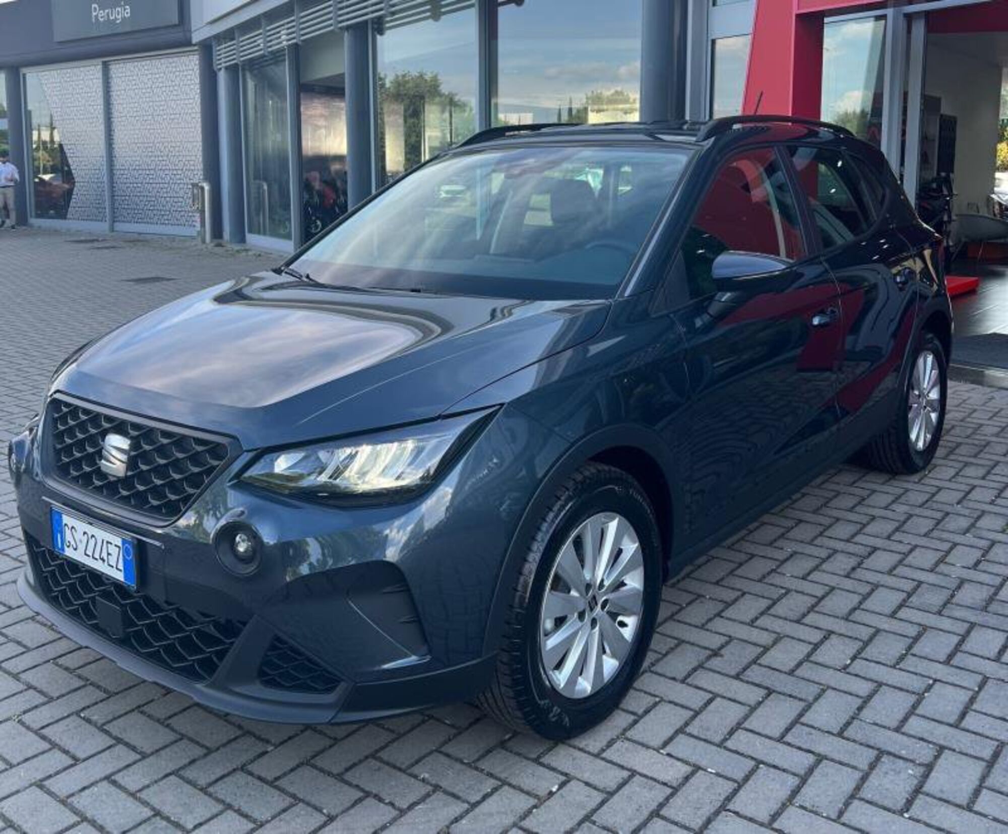 SEAT Arona 1.0 EcoTSI 110 CV DSG Style  nuova a Perugia