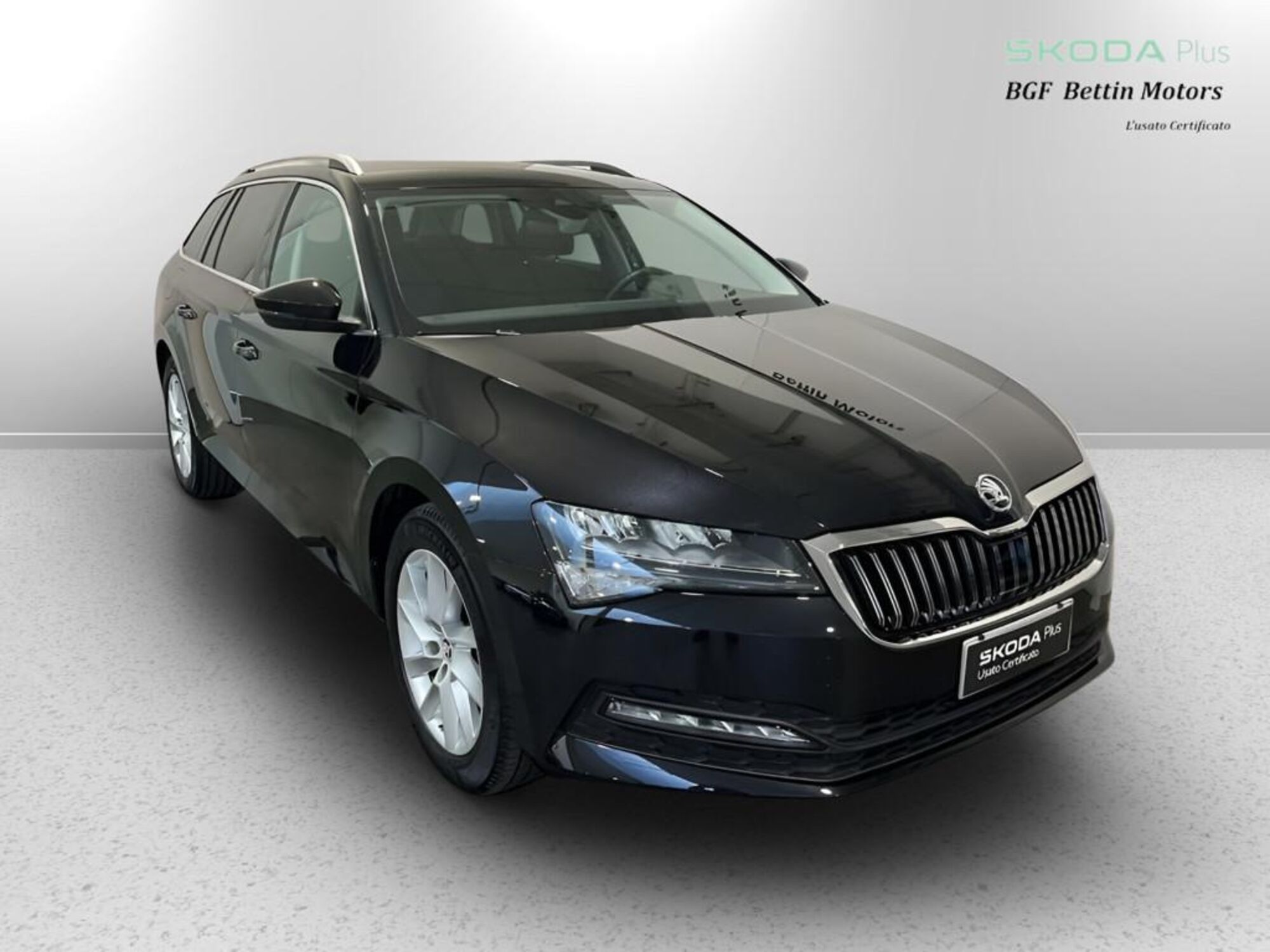 Skoda Superb Station Wagon 2.0 TDI EVO 150 CV SCR DSG Wagon Executive del 2023 usata a Piove di Sacco