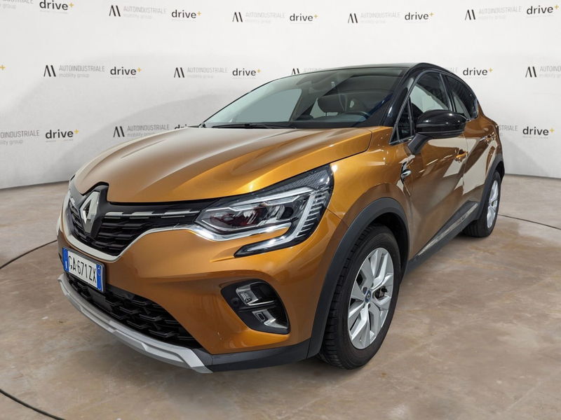 Renault Captur Plug-in Hybrid E-Tech 160 CV Intens  del 2020 usata a Trento