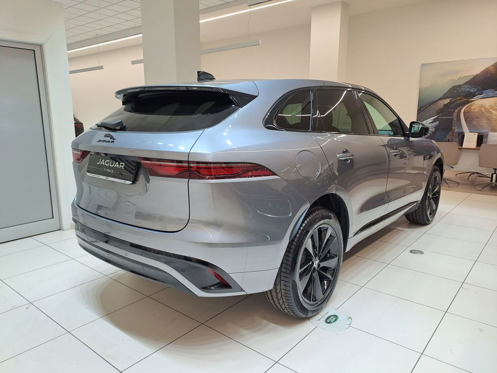 Jaguar F-Pace usata a Pavia (5)