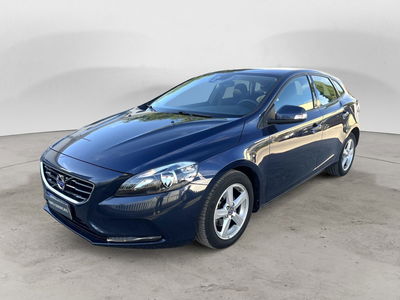 Volvo V40 D2 1.6 Kinetic  del 2014 usata a Bari