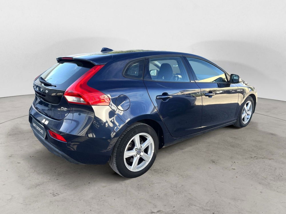 Volvo V40 usata a Bari (2)