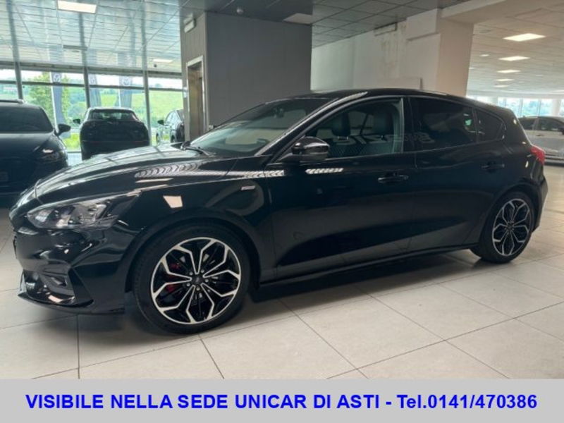 Ford Focus 1.0 EcoBoost Hybrid 155 CV 5p. ST-Line X  del 2021 usata a Alba