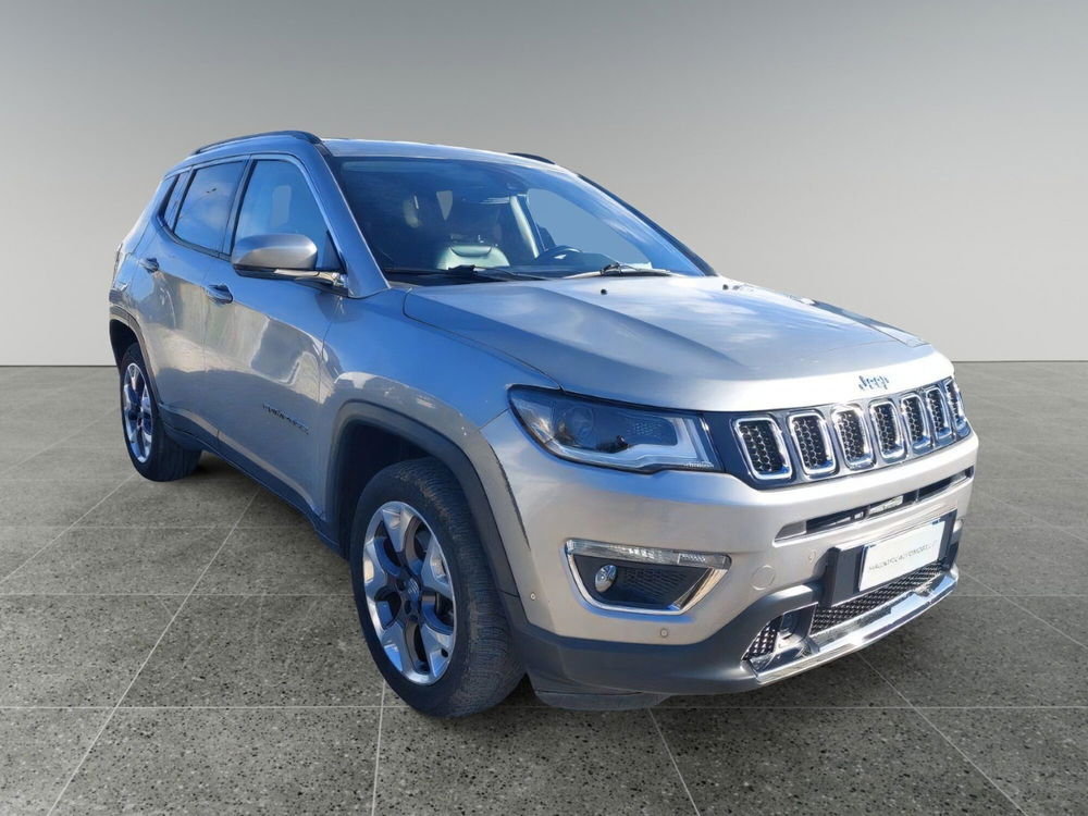 Jeep Compass usata a Bari (11)