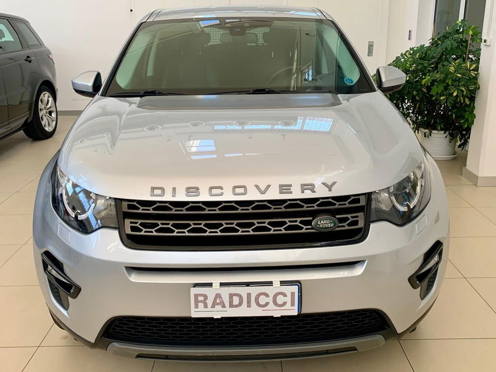 Land Rover Discovery Sport usata a Bari (8)