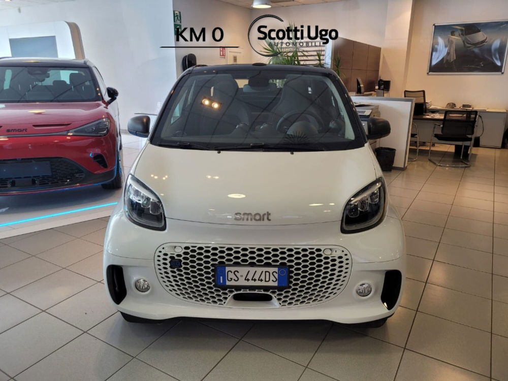 smart Fortwo Cabrio nuova a Siena (2)