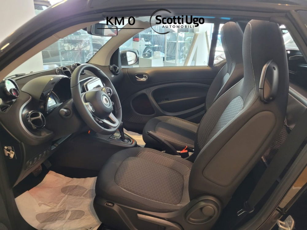 smart Fortwo Cabrio nuova a Siena (9)