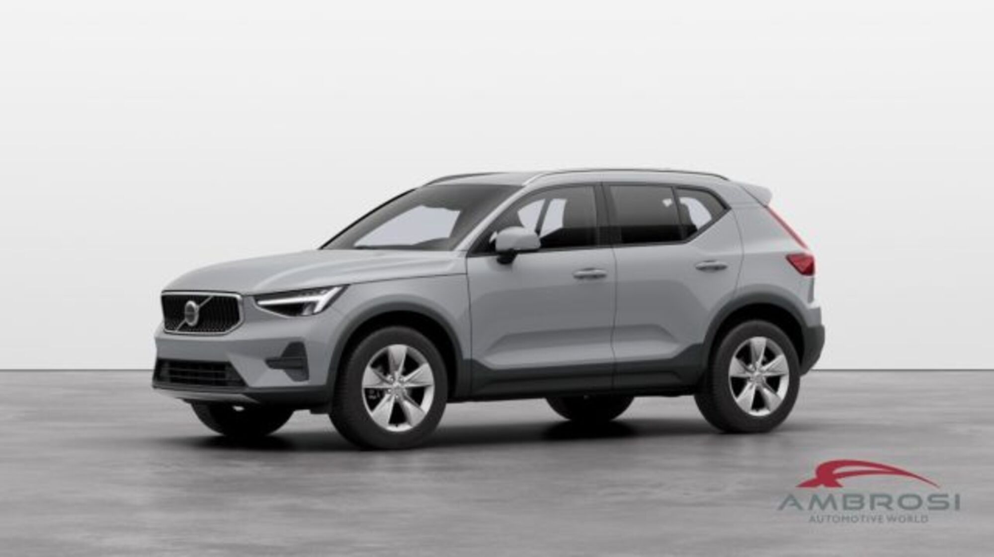 Volvo XC40 B3 automatico Core  nuova a Corciano