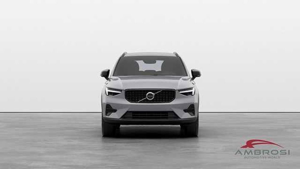 Volvo XC40 nuova a Viterbo (6)