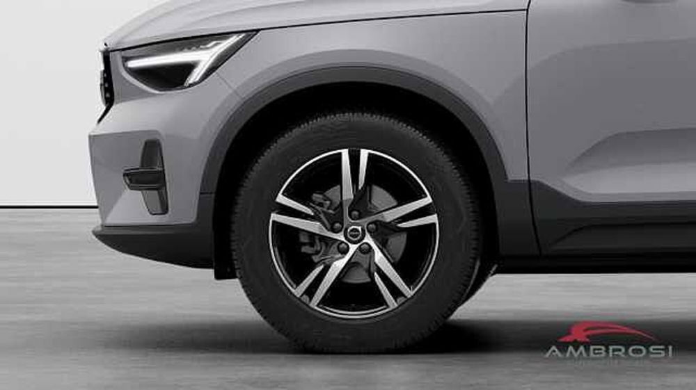 Volvo XC40 nuova a Viterbo (7)