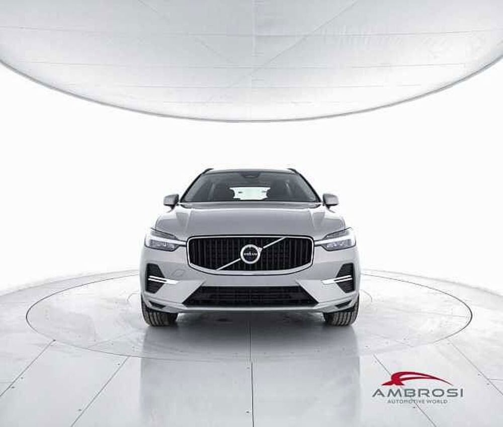 Volvo XC60 nuova a Viterbo (5)