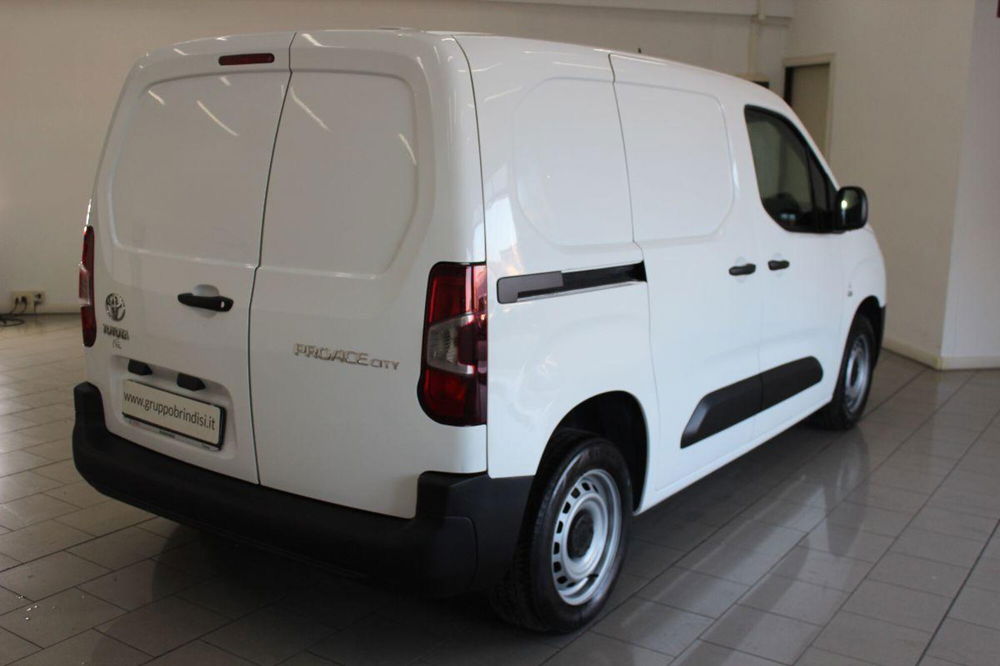 Toyota Proace City usata a Potenza (4)