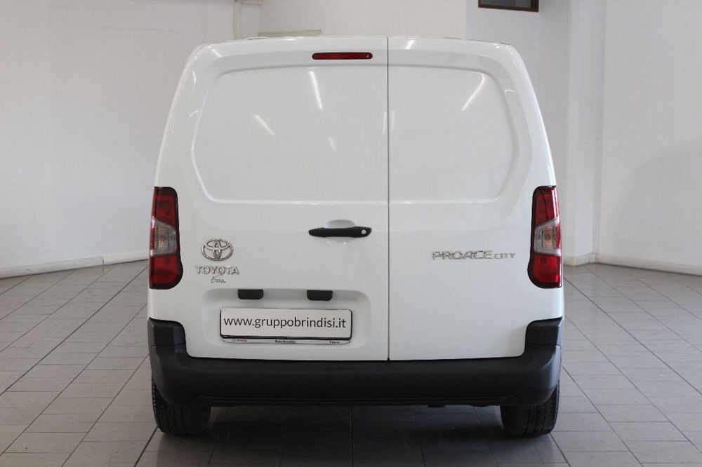 Toyota Proace City usata a Potenza (5)