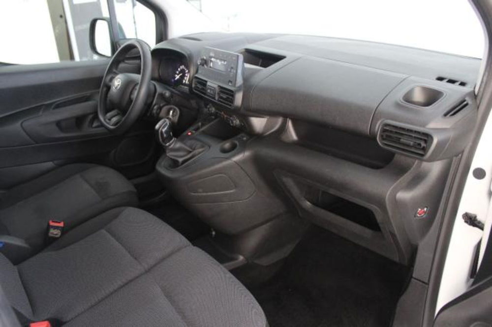 Toyota Proace City usata a Potenza (15)